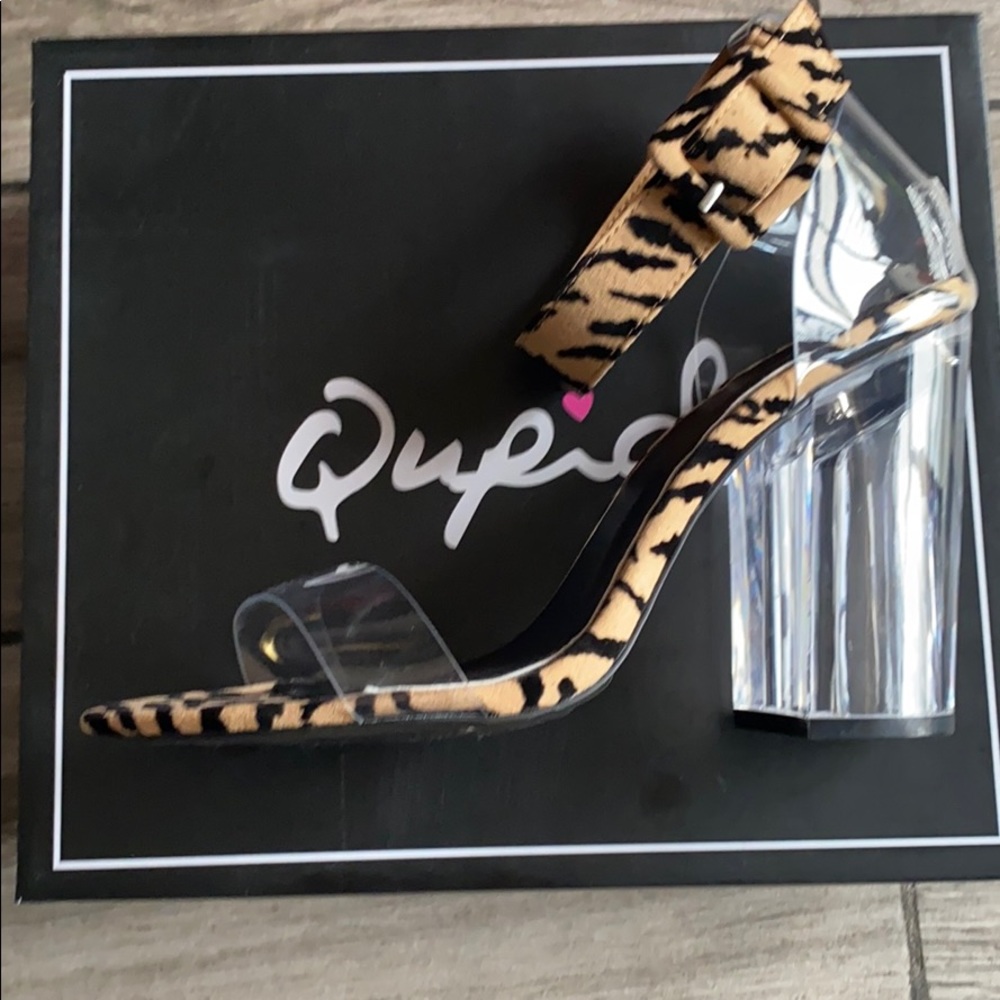 Qupid tan/black tiger suede heels
